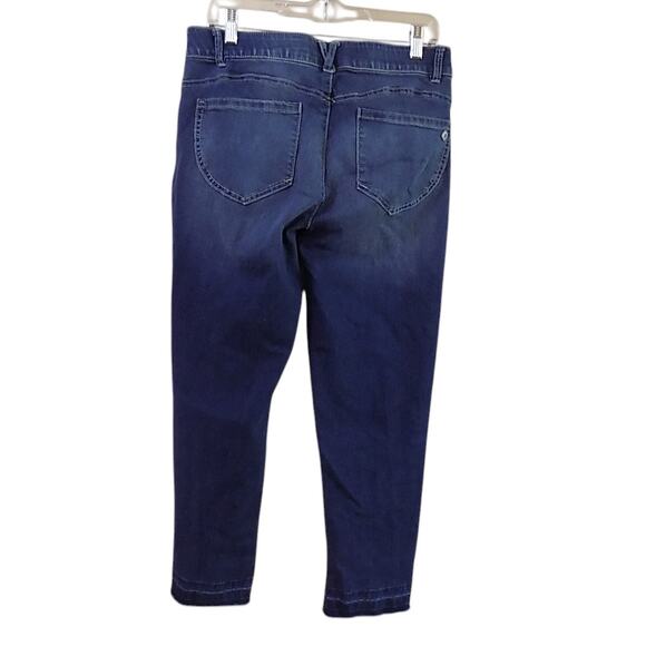 Democracy Women's Blue Ankle Jeans - Picture 2 of 5
